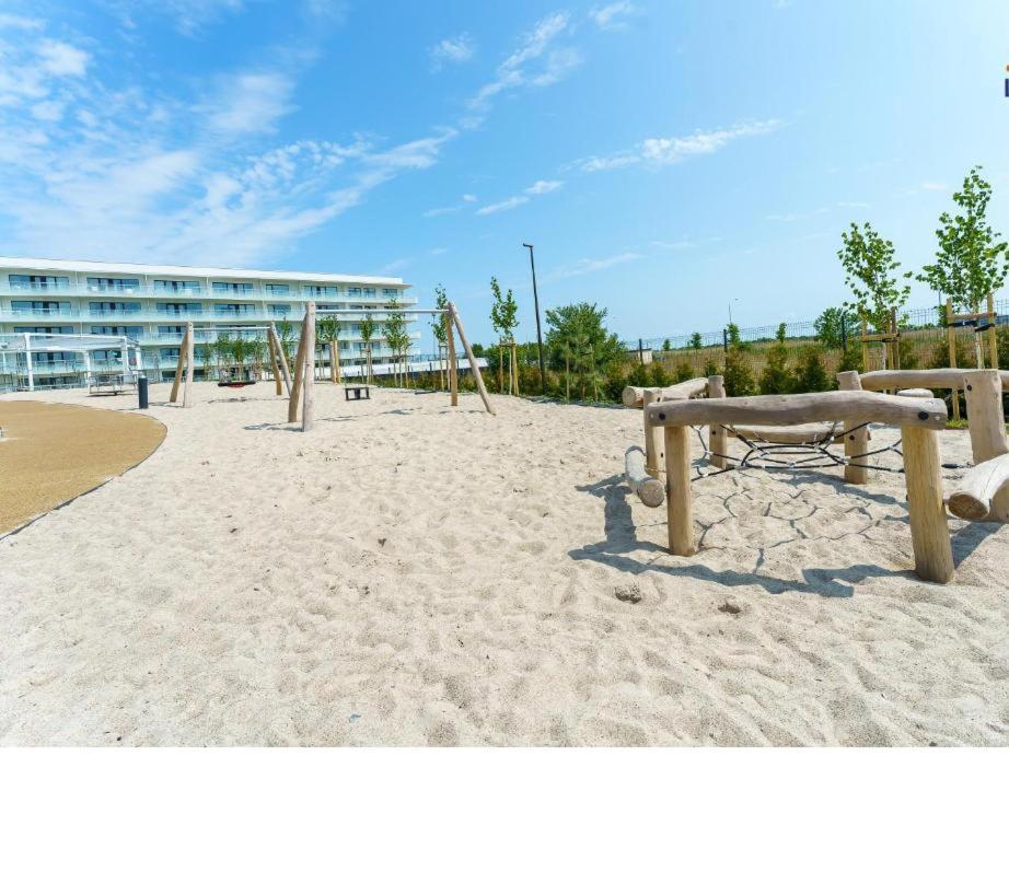 Kolobrzeg Apartamenty Polanki Aqua Z Bezplatnym Basenem, Bawialnia, Parkingiem I Fitness מראה חיצוני תמונה