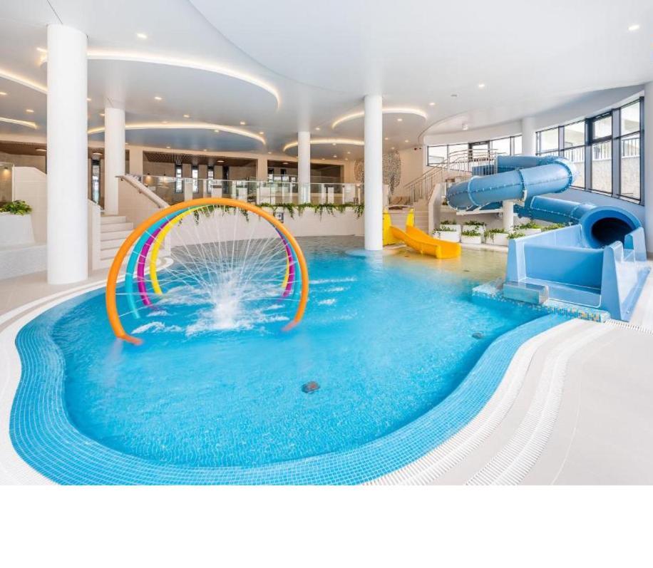 Kolobrzeg Apartamenty Polanki Aqua Z Bezplatnym Basenem, Bawialnia, Parkingiem I Fitness מראה חיצוני תמונה